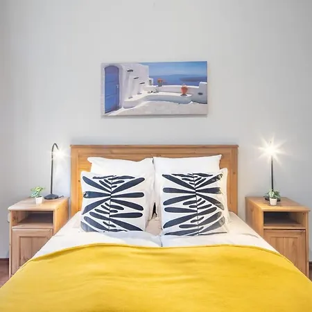 Lejlighed Sleek Warm Design Retreat Budapest